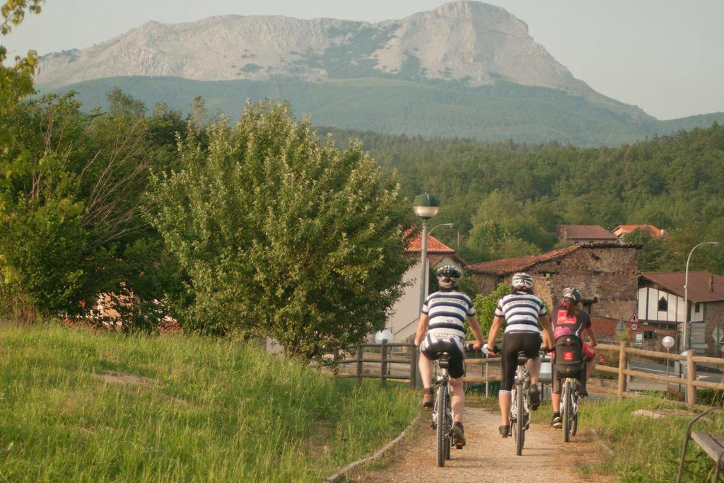 Koikili Aterpetxea Hostel Ochandiano Kültér fotó